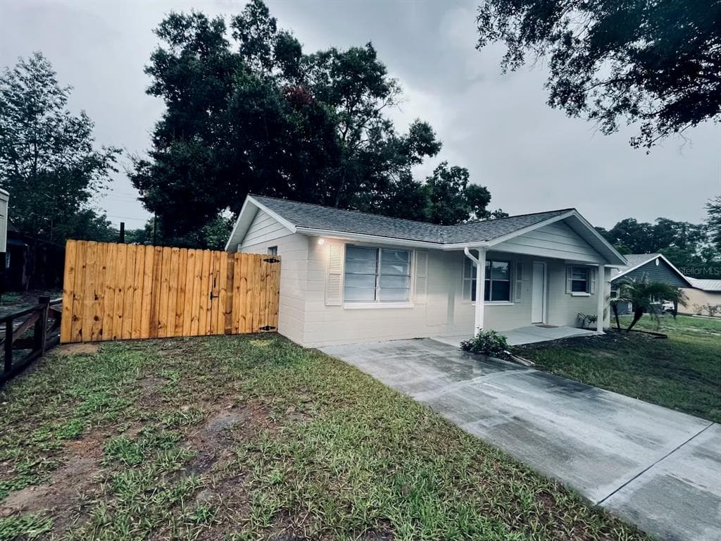 5323 SATSUMA DRIVE, ZEPHYRHILLS, FL 33542 — zdjęcie 4