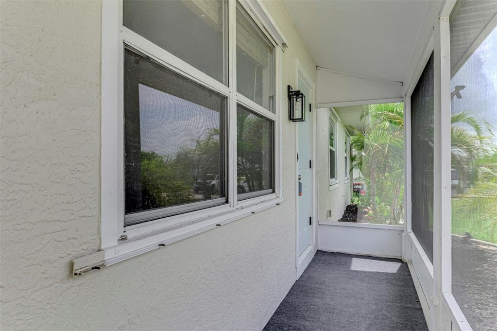166 CHATHAM STREET NW, PORT CHARLOTTE, FL 33952 — zdjęcie 4