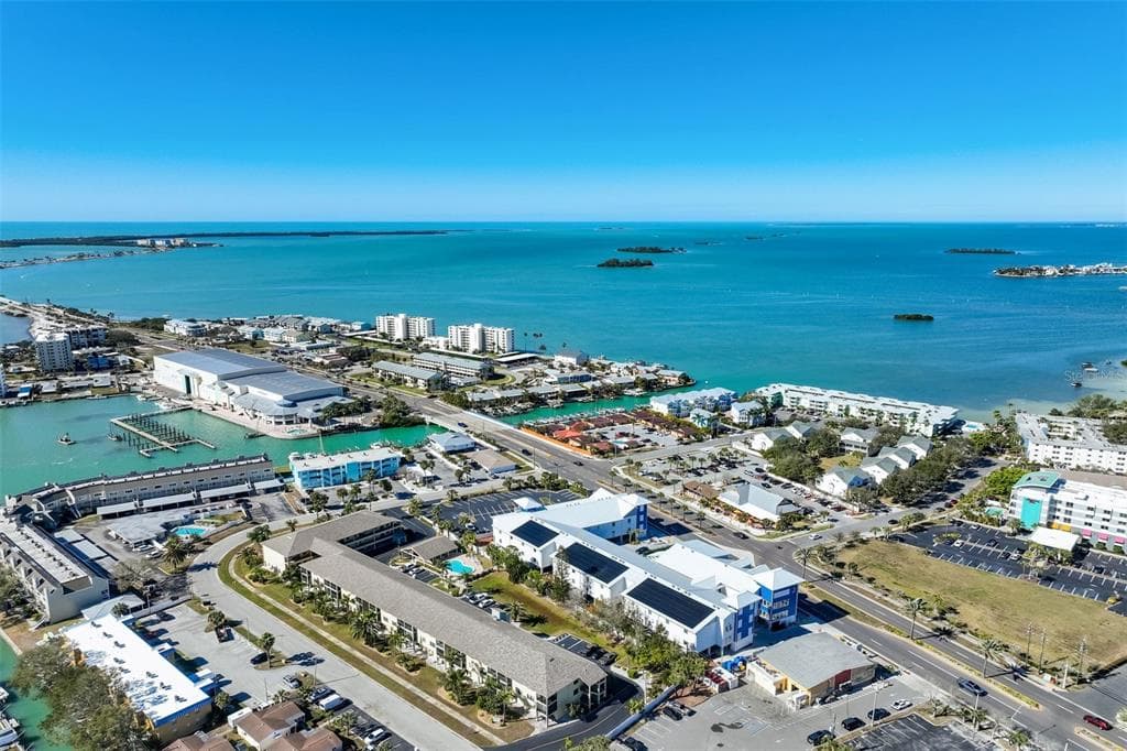 460 S PAULA DRIVE # 108, DUNEDIN, FL 34698 — zdjęcie 2