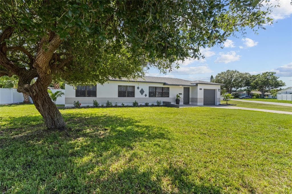 1200 63RD AVENUE N, ST PETERSBURG, FL 33702 — zdjęcie 4