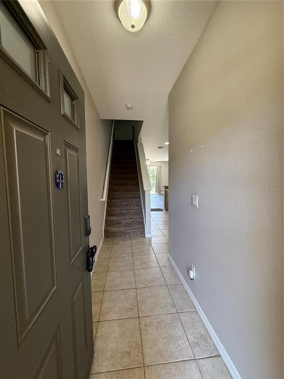 5032 WHITE SANDERLING COURT, TAMPA, FL 33619 — zdjęcie 2