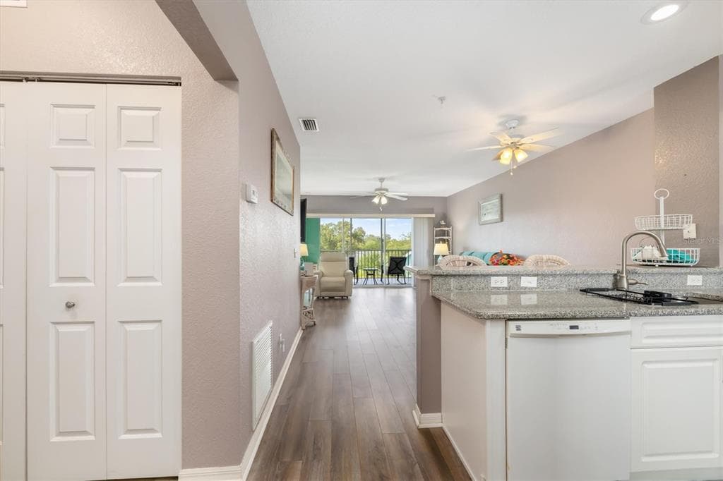 19385 WATER OAK DRIVE # 304, PORT CHARLOTTE, FL 33948 — zdjęcie 3
