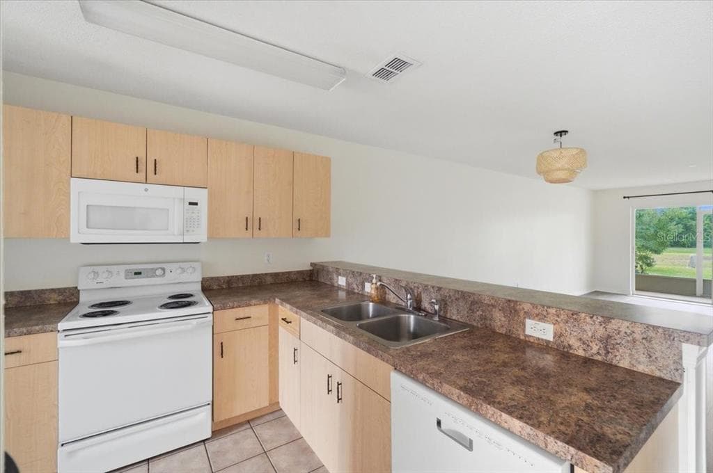 212 OCEAN BLUFF DRIVE, POINCIANA, FL 34759 — zdjęcie 5
