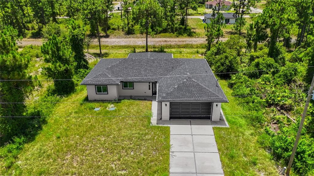 1142 DUTCHESS STREET E, LEHIGH ACRES, FL 33974 — zdjęcie 4