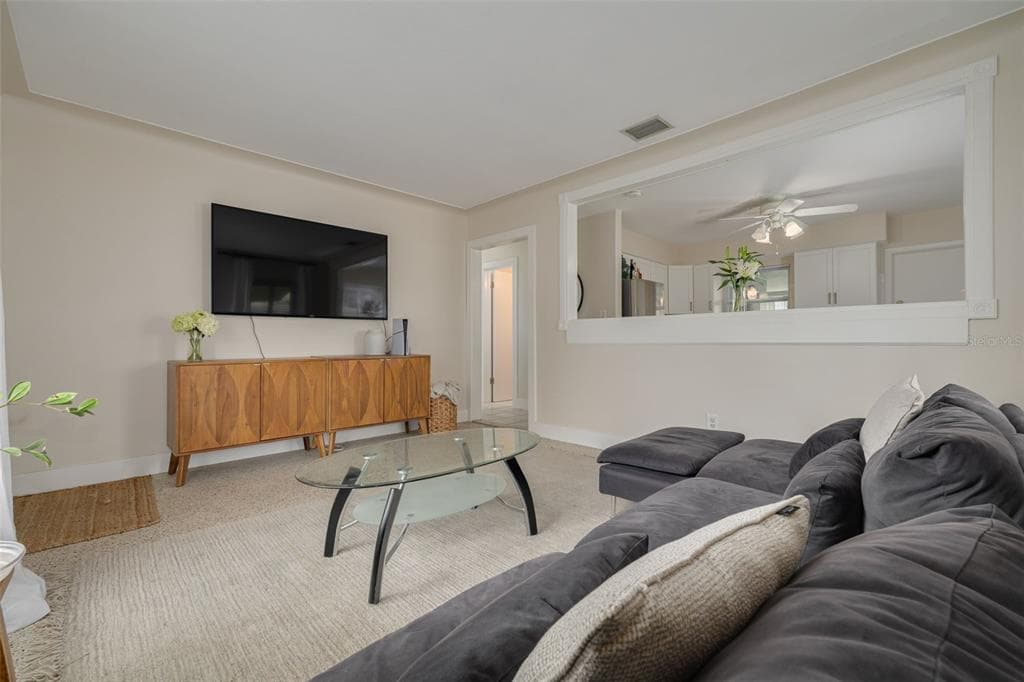 531 75TH AVENUE N, ST PETERSBURG, FL 33702 — zdjęcie 4
