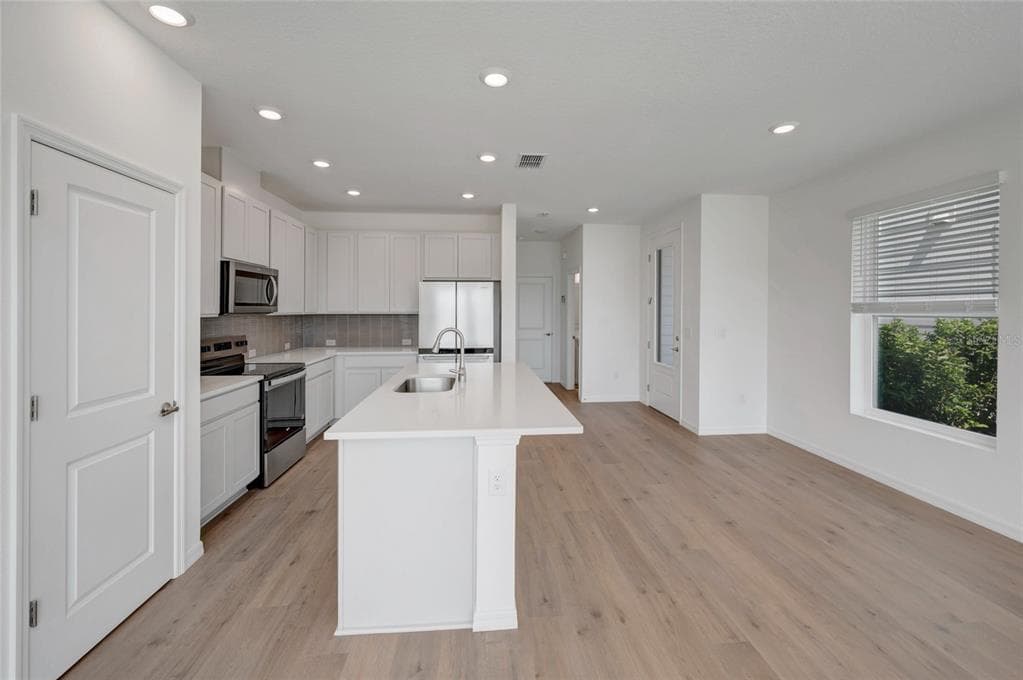 6412 JENSEN VIEW AVENUE, APOLLO BEACH, FL 33572 — zdjęcie 3