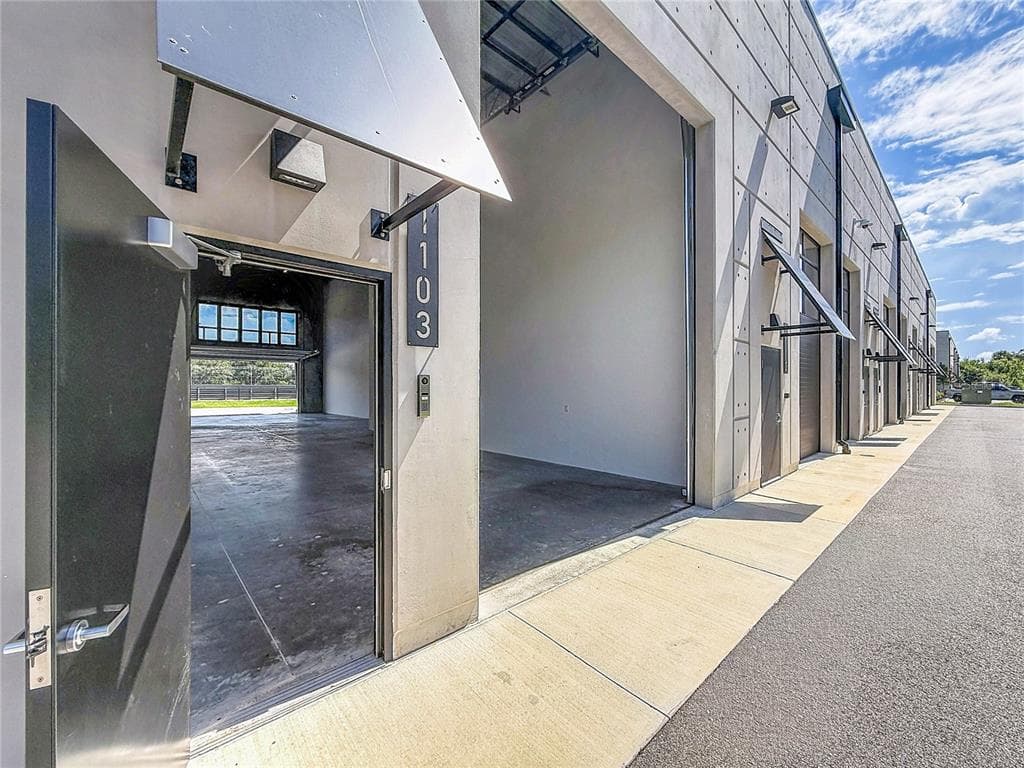 6500 MOTOR ENCLAVE WAY # #1103, TAMPA, FL 33610 — zdjęcie 2