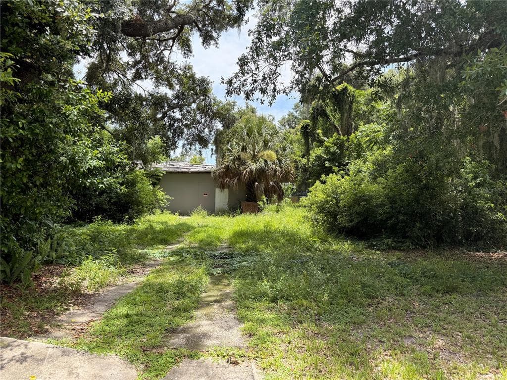 1804 S MAPLE AVENUE, SANFORD, FL 32771