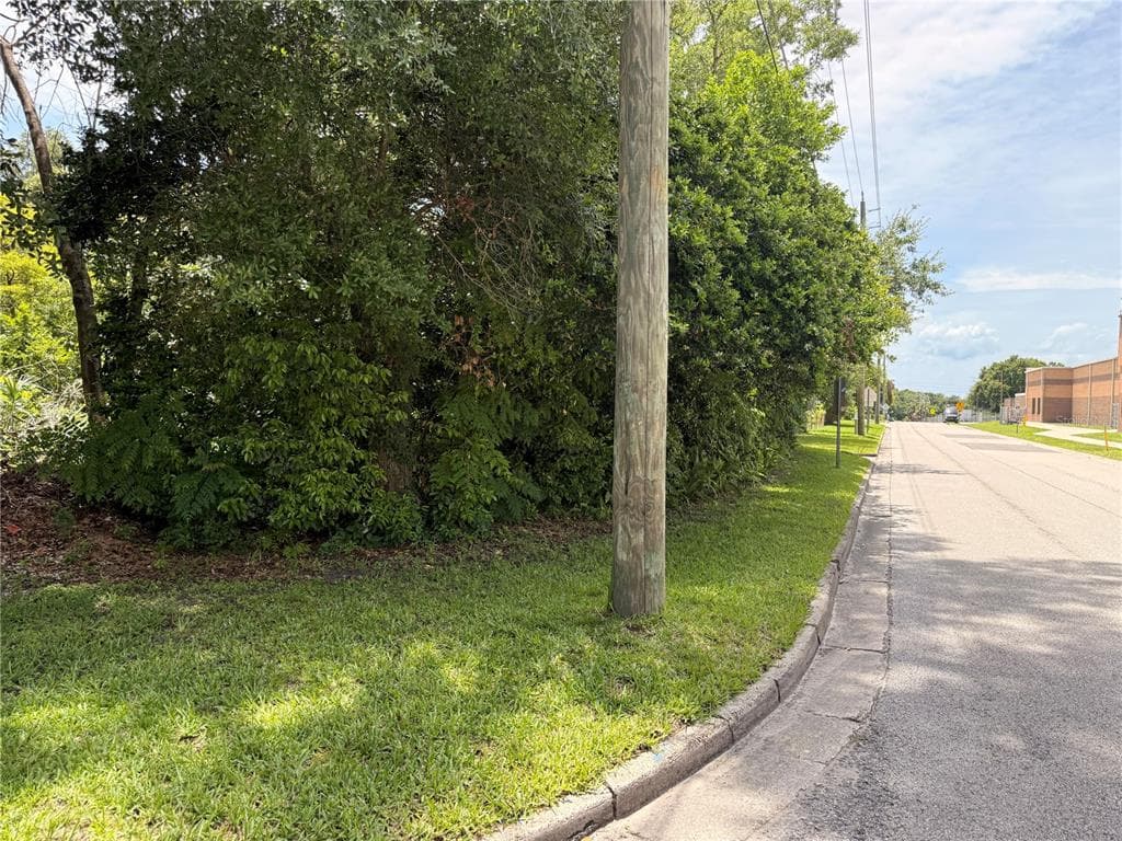 1804 S MAPLE AVENUE, SANFORD, FL 32771 — zdjęcie 4