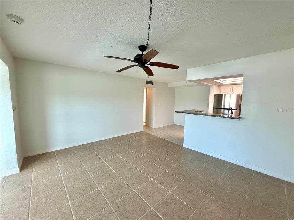 5111 AMULET DRIVE # B105, NEW PORT RICHEY, FL 34652 — zdjęcie 4