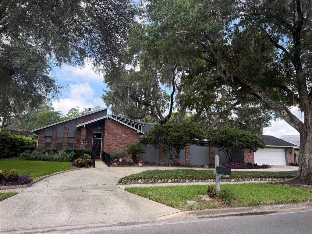 924 RIDGECREST ROAD, ORLANDO, FL 32806