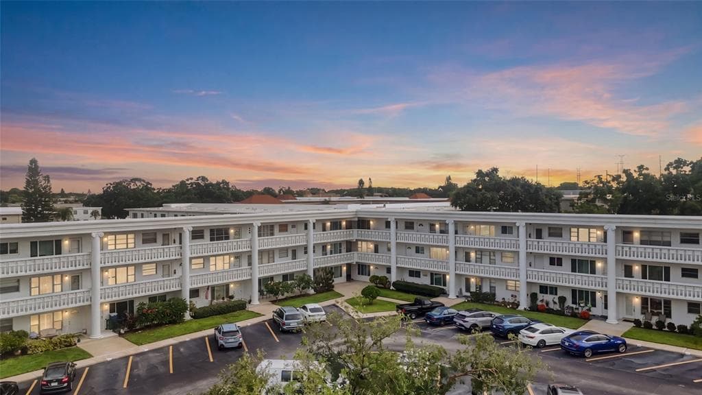 2454 AUSTRALIA WAY E # 32, CLEARWATER, FL 33763