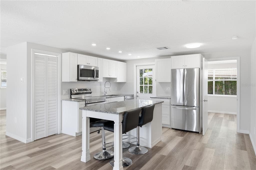 4810 GUARDIAN AVENUE, HOLIDAY, FL 34690 — zdjęcie 4