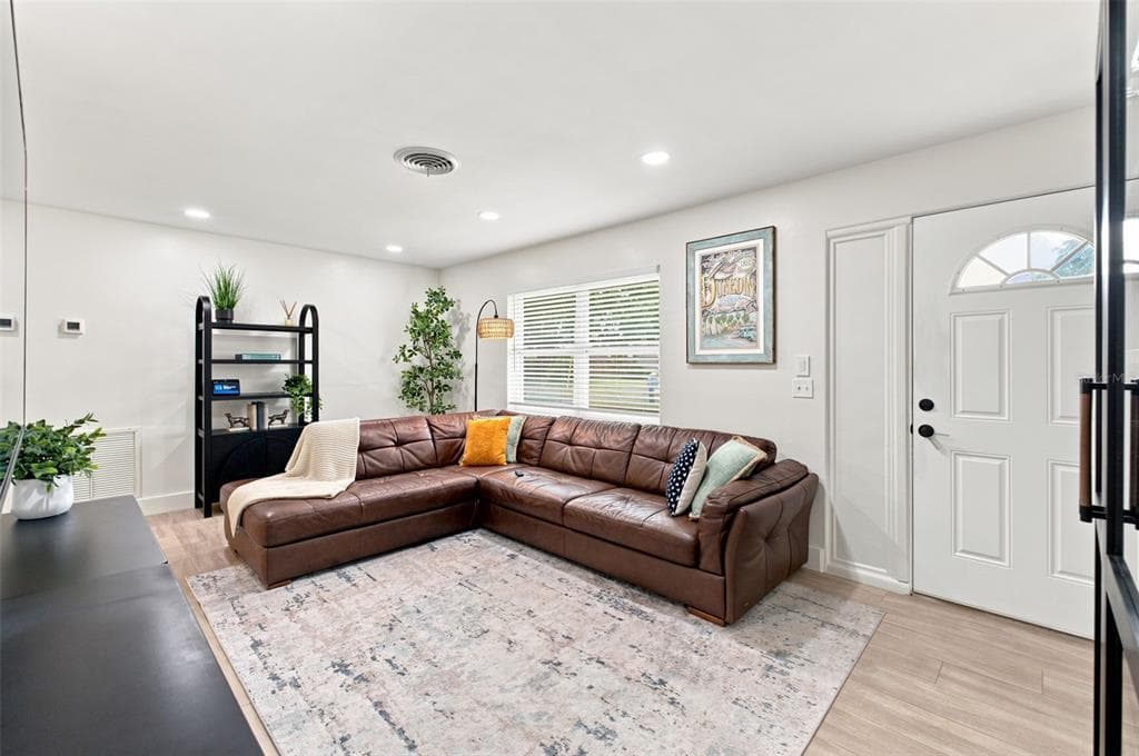 2048 JEFFERSON AVENUE, DUNEDIN, FL 34698 — zdjęcie 4