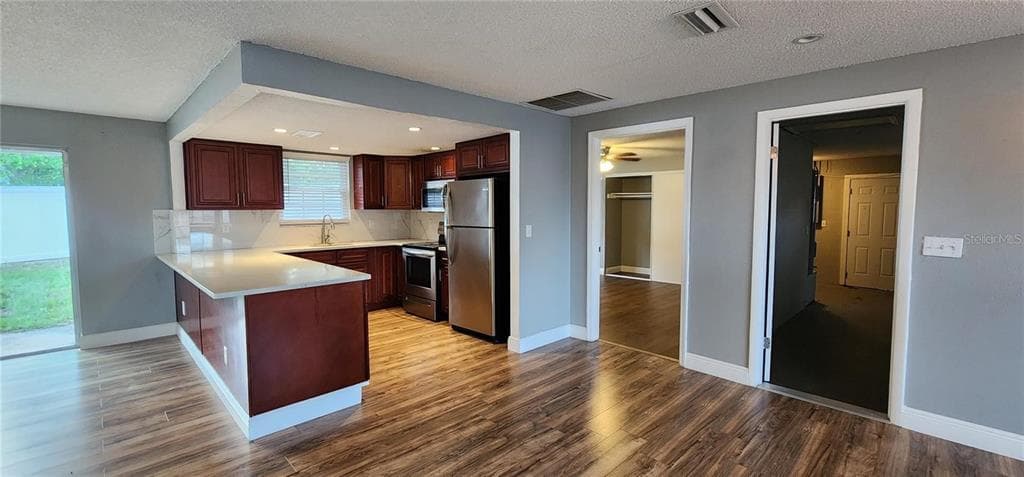 2408 KIMBERLY DRIVE, DELTONA, FL 32738 — zdjęcie 4