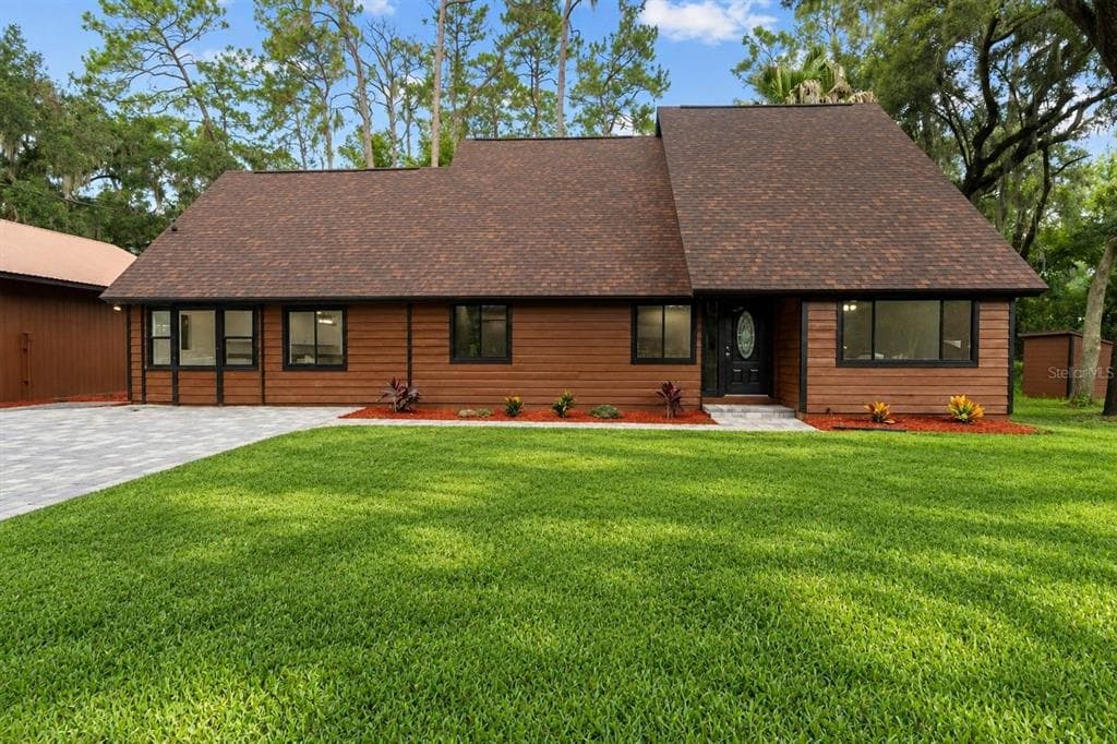 1743 ITCHEPACKESASSA DRIVE, LAKELAND, FL 33810
