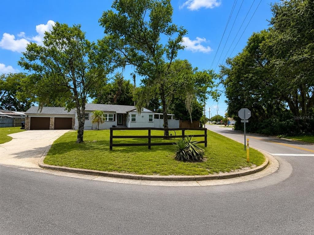 2400 S LAUREL AVENUE, SANFORD, FL 32771 — zdjęcie 2