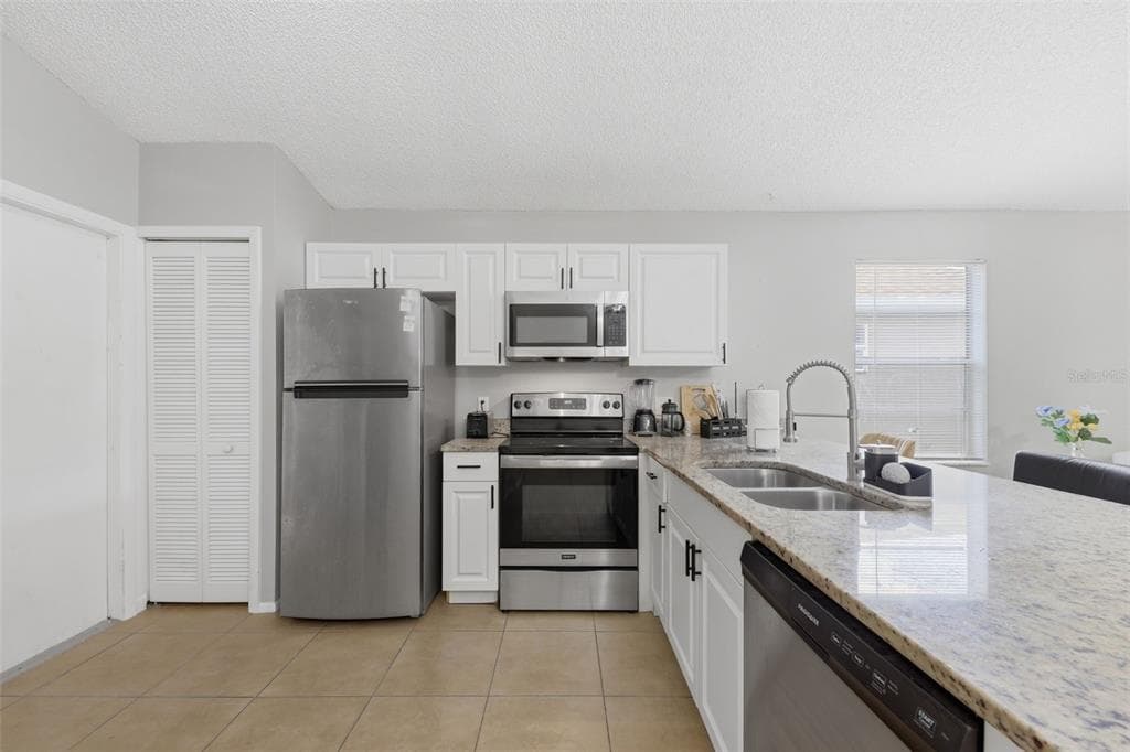 5230 FLORIDA HOLLY DRIVE, ORLANDO, FL 32811 — zdjęcie 5