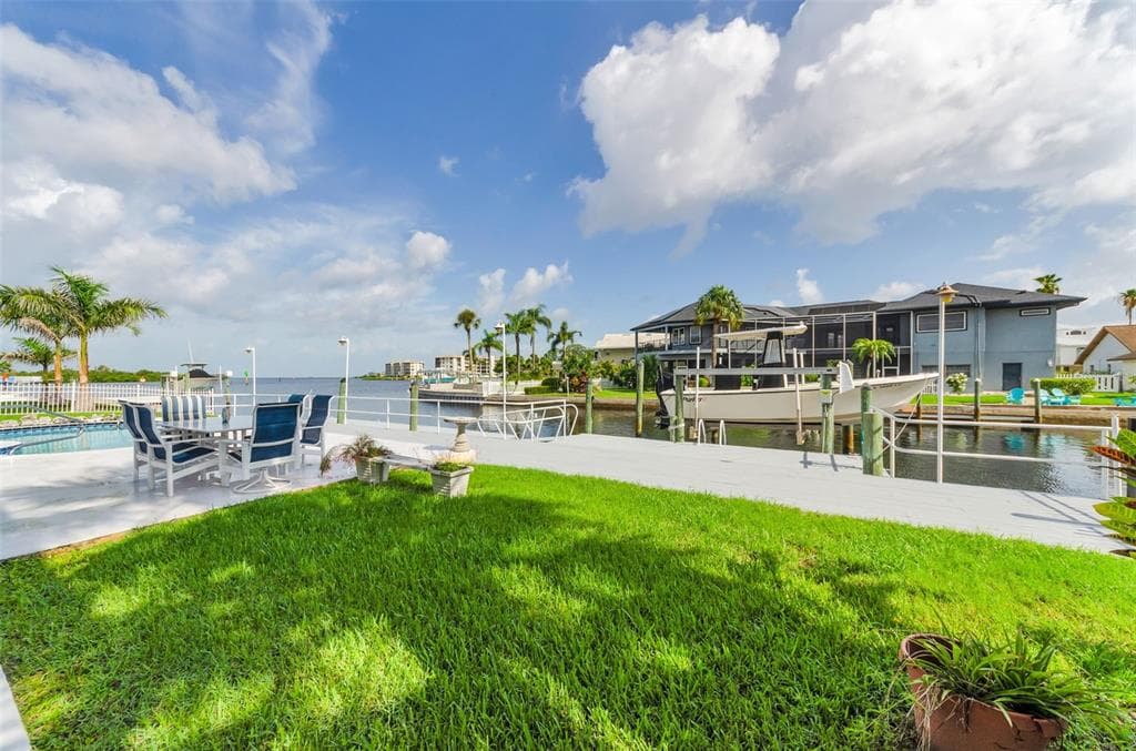 8001 BRIGHTON DRIVE, PORT RICHEY, FL 34668 — zdjęcie 5