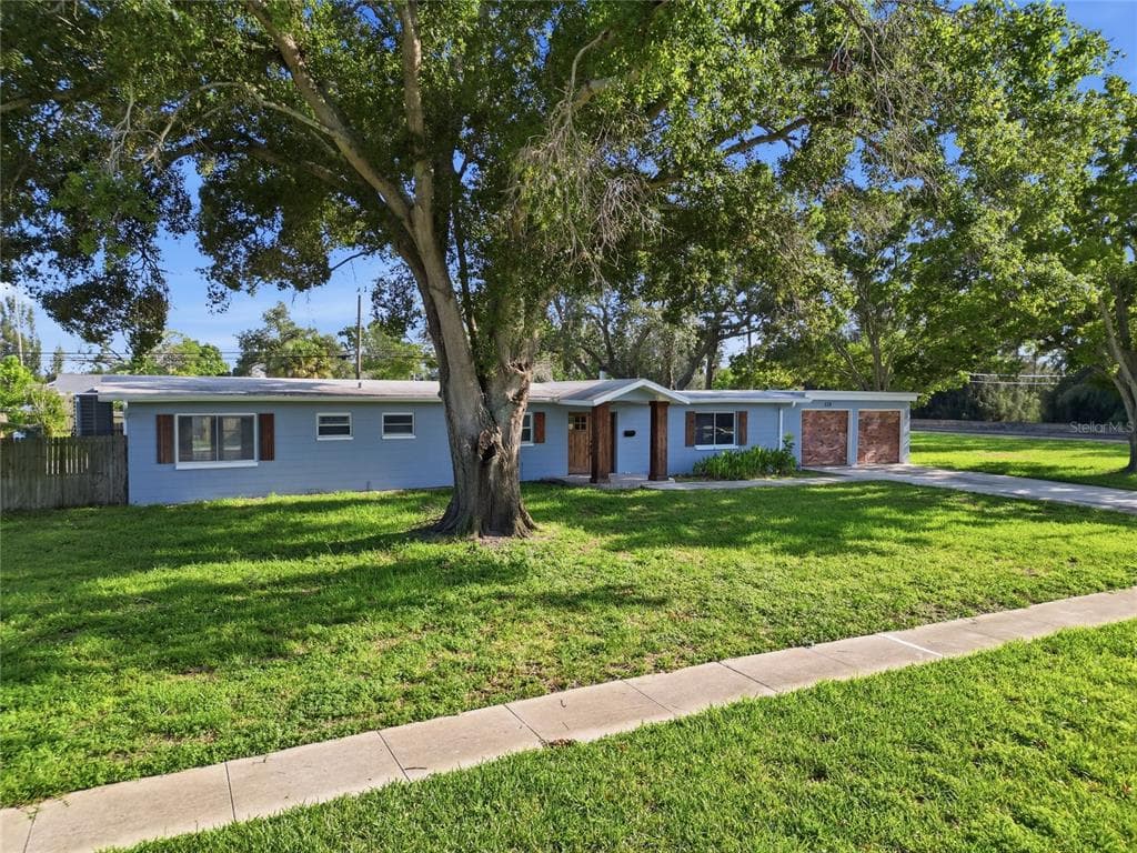 120 81ST AVENUE NE, ST PETERSBURG, FL 33702