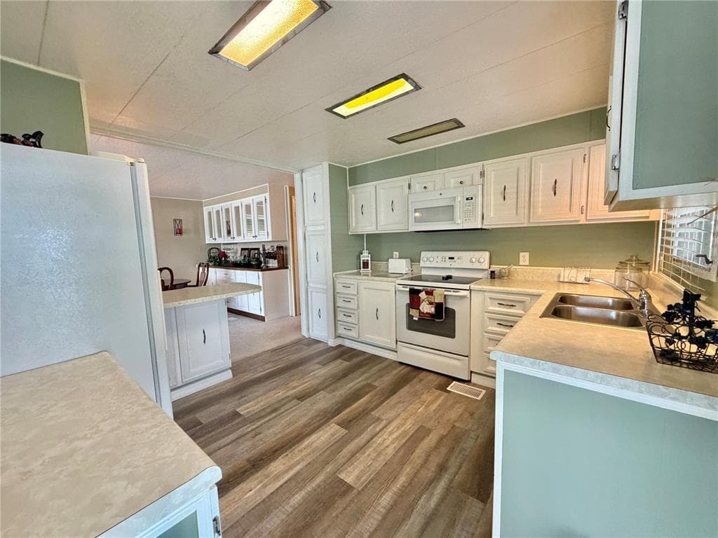 117 JACARANDA DRIVE, LEESBURG, FL 34748 — zdjęcie 4