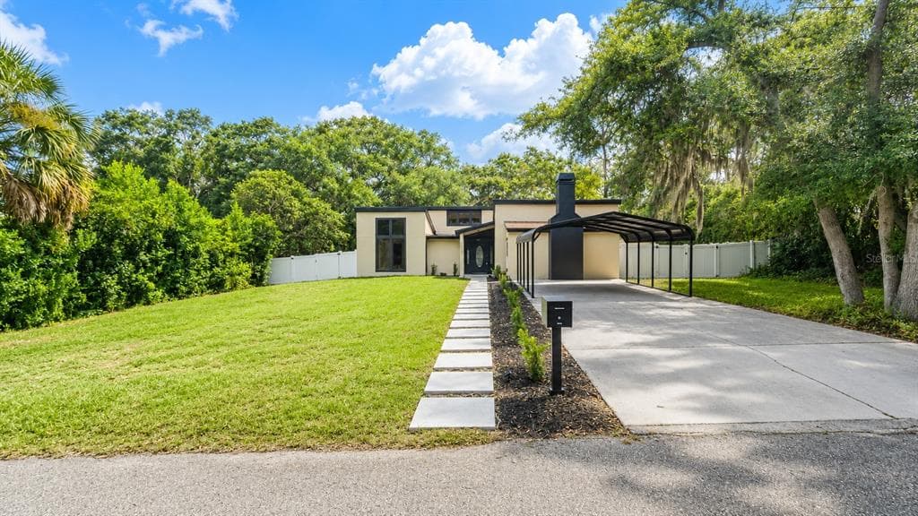 16123 E LAKE BURRELL DRIVE, LUTZ, FL 33549 — zdjęcie 2