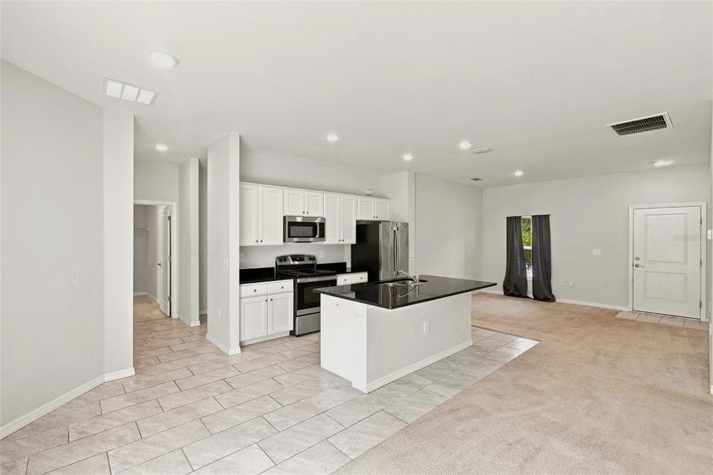 218 CAYUGA STREET, PORT CHARLOTTE, FL 33954 — zdjęcie 3