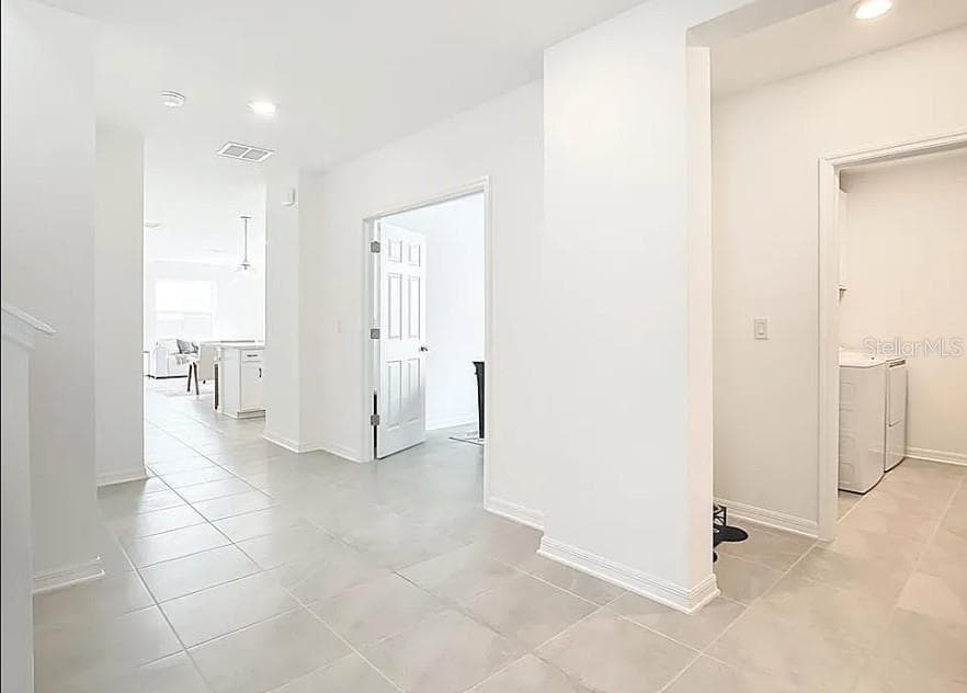 16863 FIESTA DRIVE, PORT CHARLOTTE, FL 33953 — zdjęcie 5
