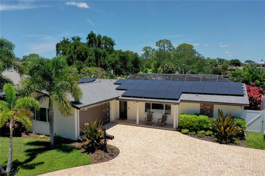 5119 VENETIAN BOULEVARD NE, ST PETERSBURG, FL 33703