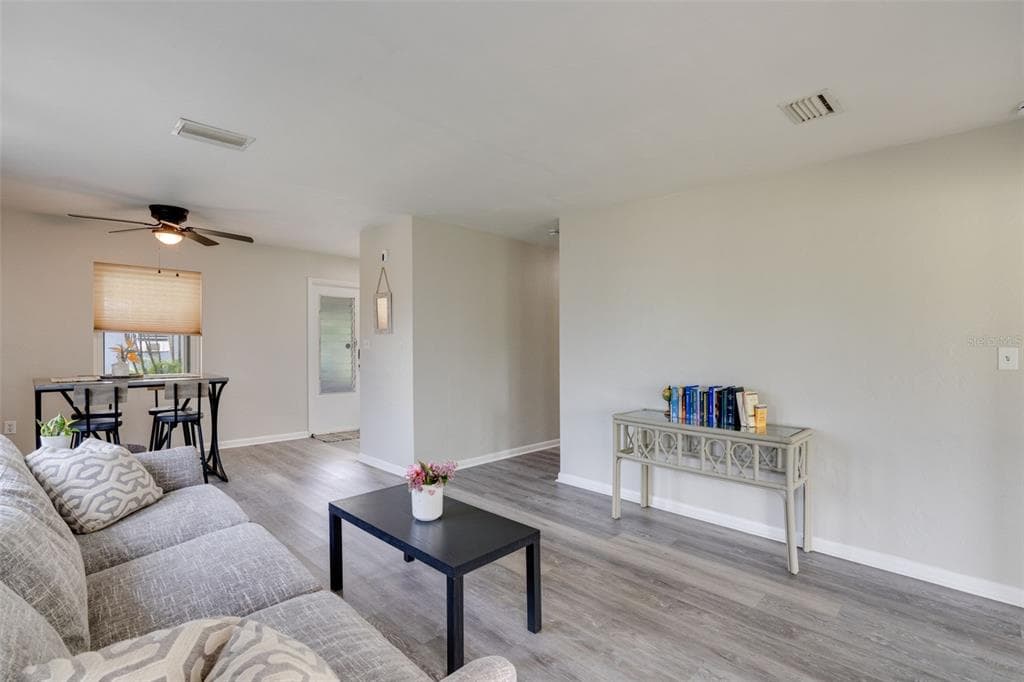 3213 NORMANDY DRIVE E, PORT CHARLOTTE, FL 33952 — zdjęcie 2