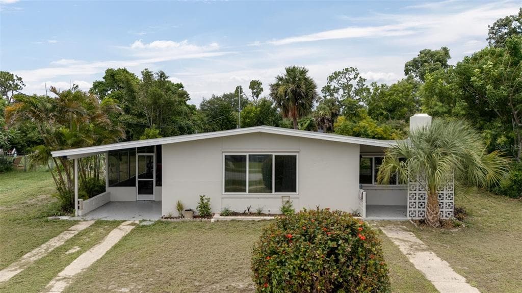 3213 NORMANDY DRIVE E, PORT CHARLOTTE, FL 33952