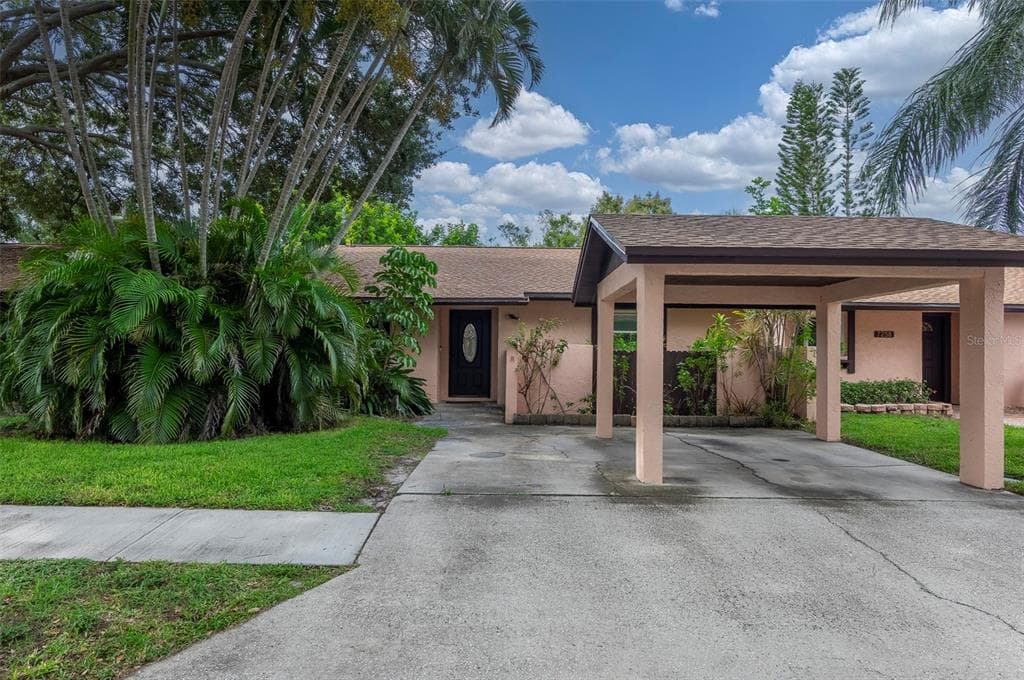 7254 55TH AVENUE N, ST PETERSBURG, FL 33709