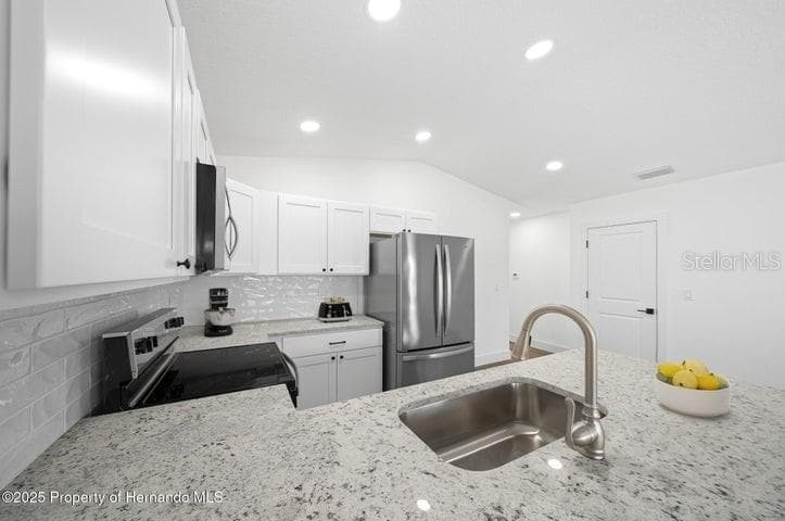 12470 BARNEVELDE ROAD, WEEKI WACHEE, FL 34614 — zdjęcie 4