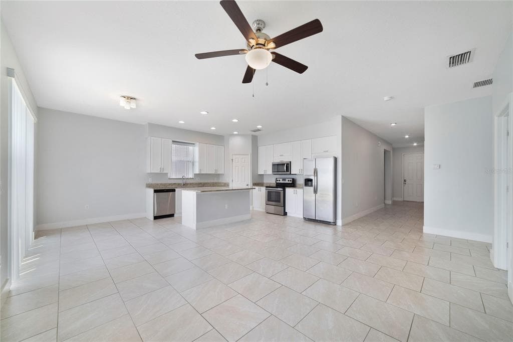 128 WILLOW DRIVE, POINCIANA, FL 34759 — zdjęcie 2