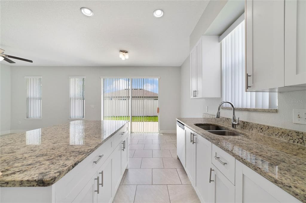 128 WILLOW DRIVE, POINCIANA, FL 34759 — zdjęcie 4