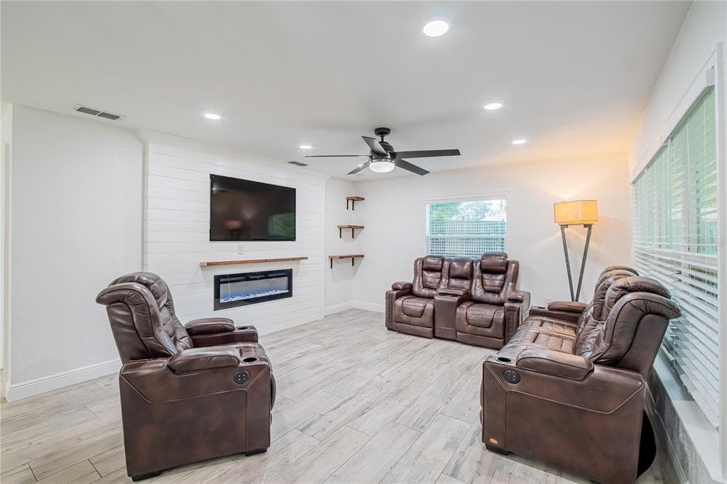 640 ORANGE VALLEY CIRCLE, LAKELAND, FL 33813 — zdjęcie 2