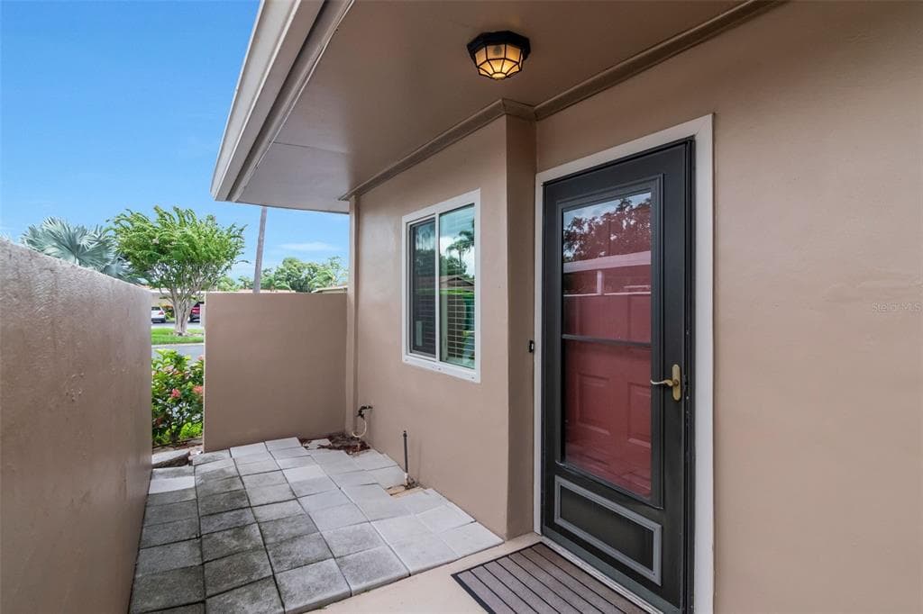 2284 OAK NECK ROAD # F, CLEARWATER, FL 33763