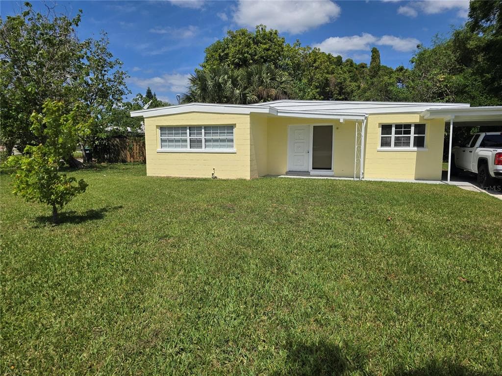 5825 YUCATAN DRIVE, ORLANDO, FL 32807