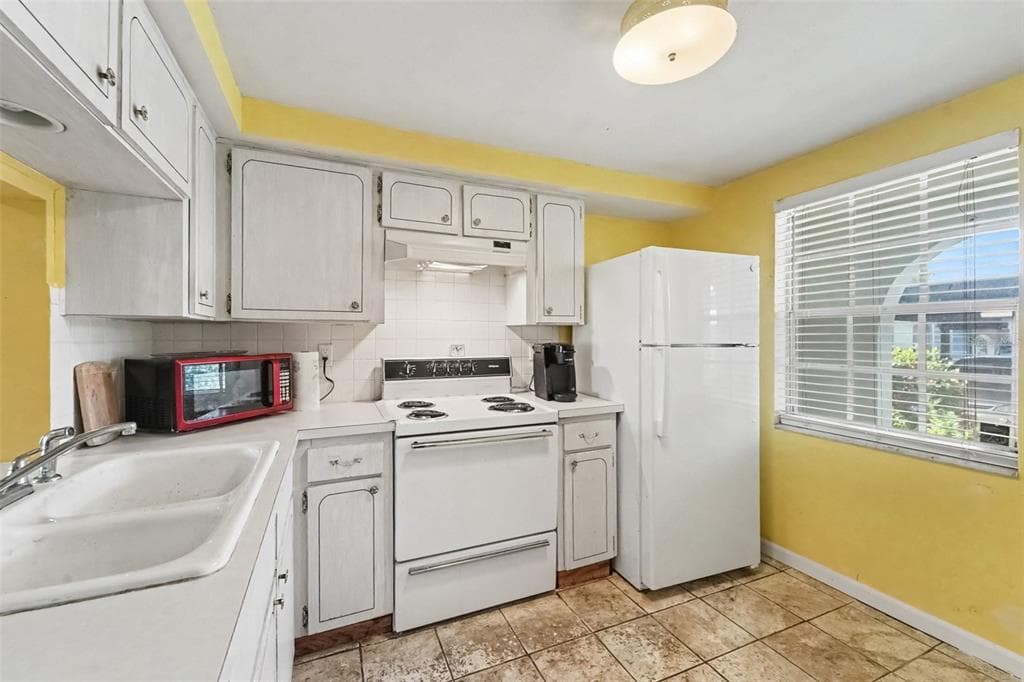 4211 REGAL PLACE # 3, NEW PORT RICHEY, FL 34652 — zdjęcie 4