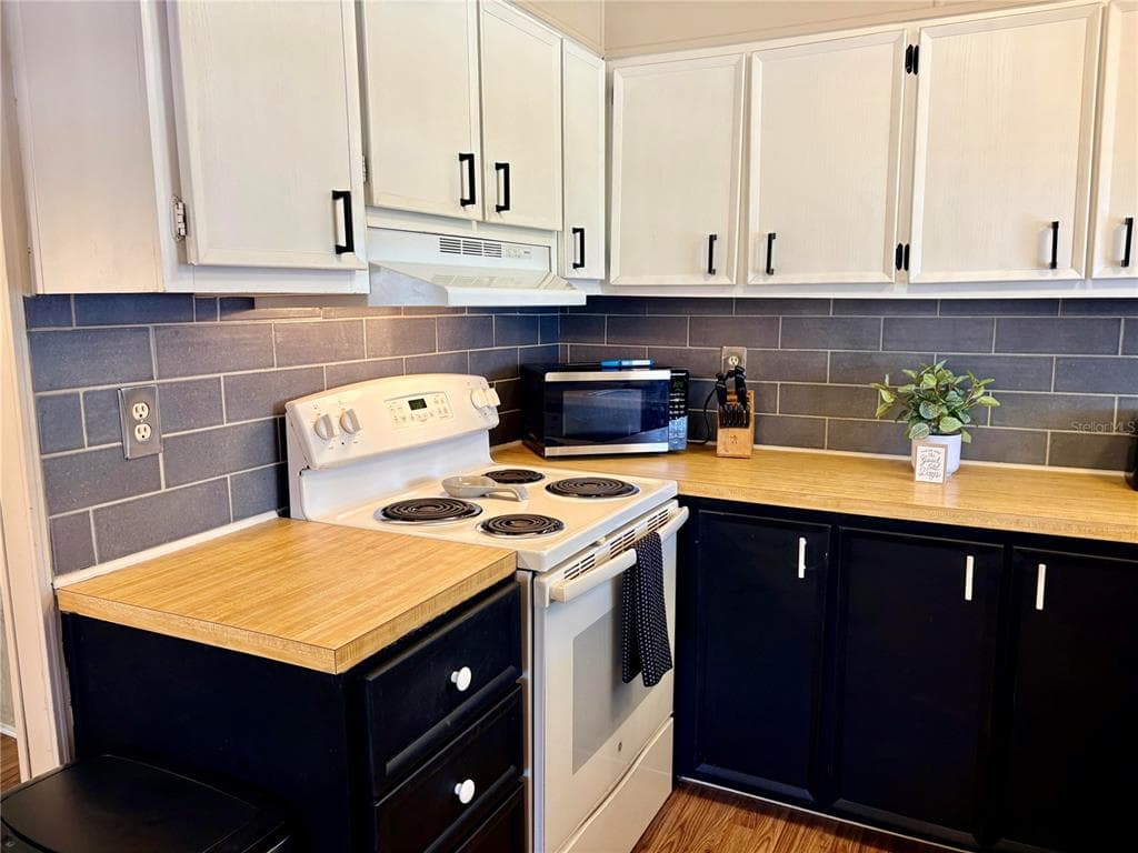 2790 INDIANWOOD DRIVE, NORTH FORT MYERS, FL 33917 — zdjęcie 4