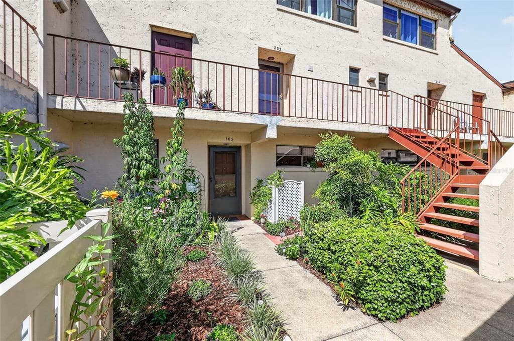 4300 BAYWOOD BOULEVARD # A103, MOUNT DORA, FL 32757 — zdjęcie 2