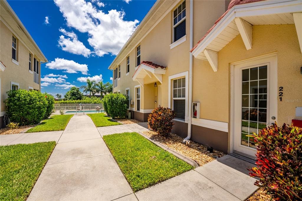 17210 ACAPULCO ROAD # 221, PUNTA GORDA, FL 33955 — zdjęcie 3