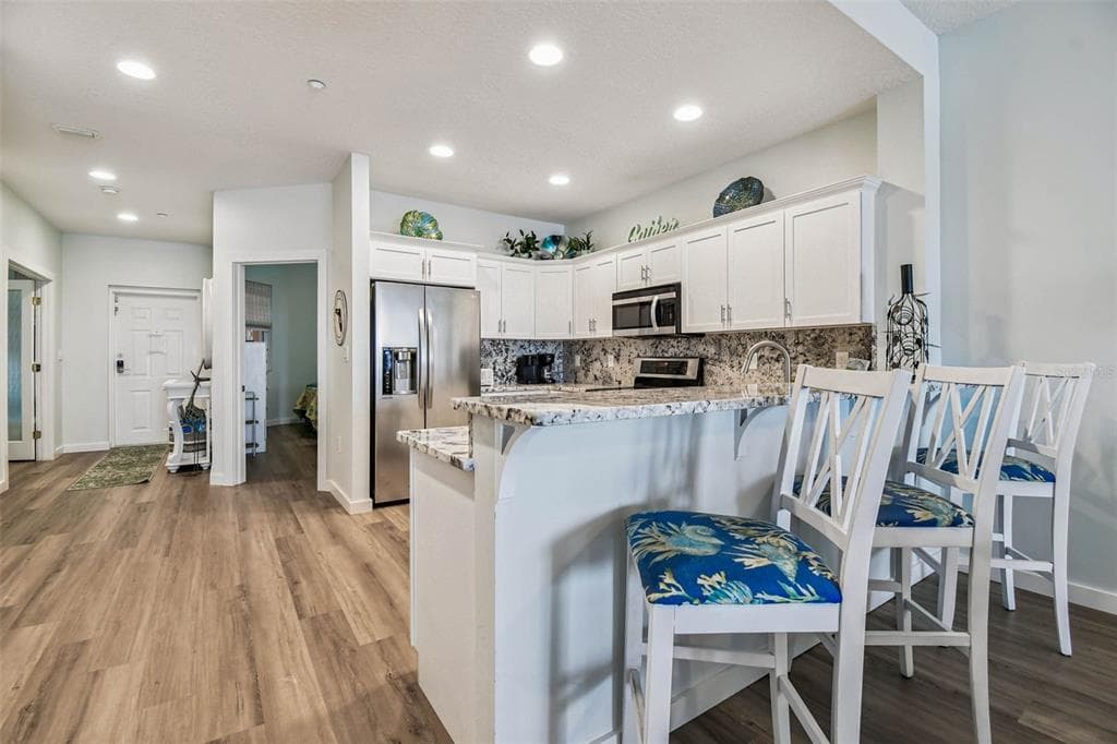 530 S GULFVIEW BOULEVARD # 304, CLEARWATER BEACH, FL 33767 — zdjęcie 5