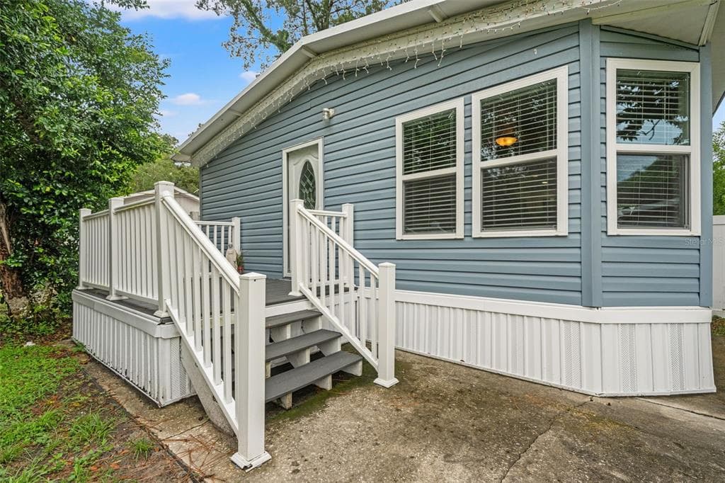 237 MONROE AVENUE, BROOKSVILLE, FL 34604 — zdjęcie 2