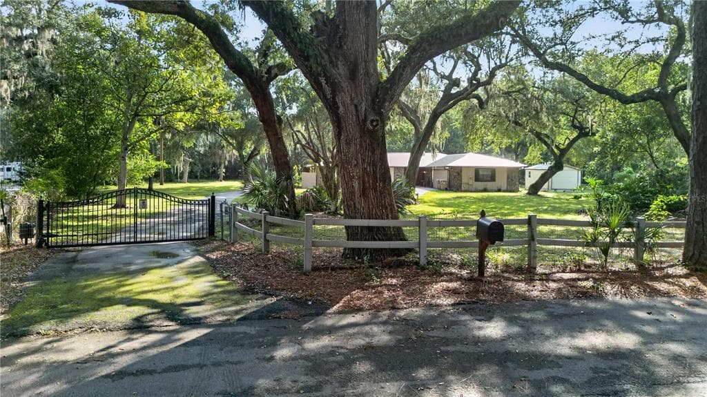 3385 WOODBERRY COURT, KISSIMMEE, FL 34746