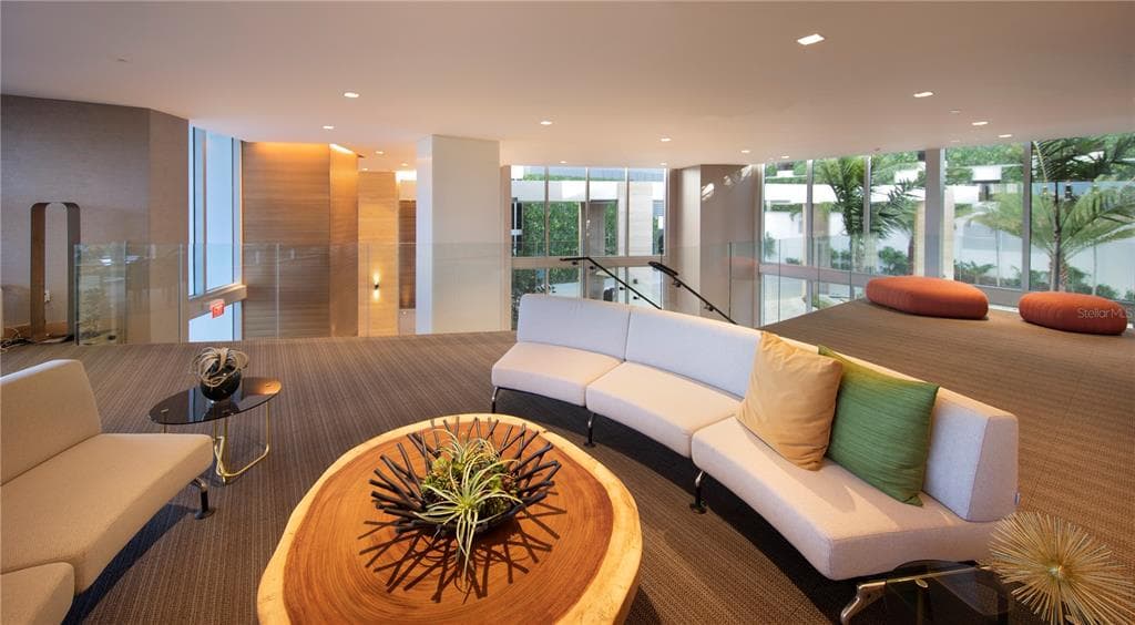 16385 BISCAYNE BOULEVARD # 305, NORTH MIAMI BEACH, FL 33160 — zdjęcie 3