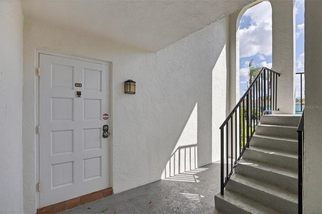 5800 HOLLYWOOD BOULEVARD # 312, SARASOTA, FL 34231 — zdjęcie 3