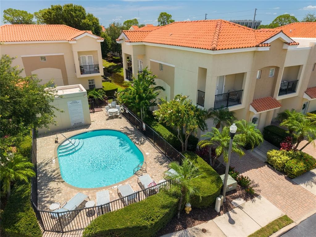 10015 6TH STREET N, ST PETERSBURG, FL 33702 — zdjęcie 3