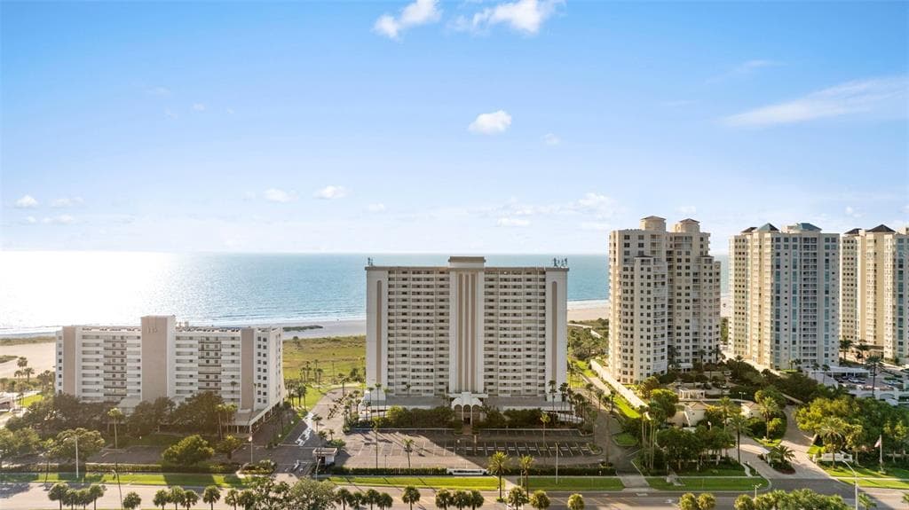 1230 GULF BLVD # 1204, CLEARWATER, FL 33767