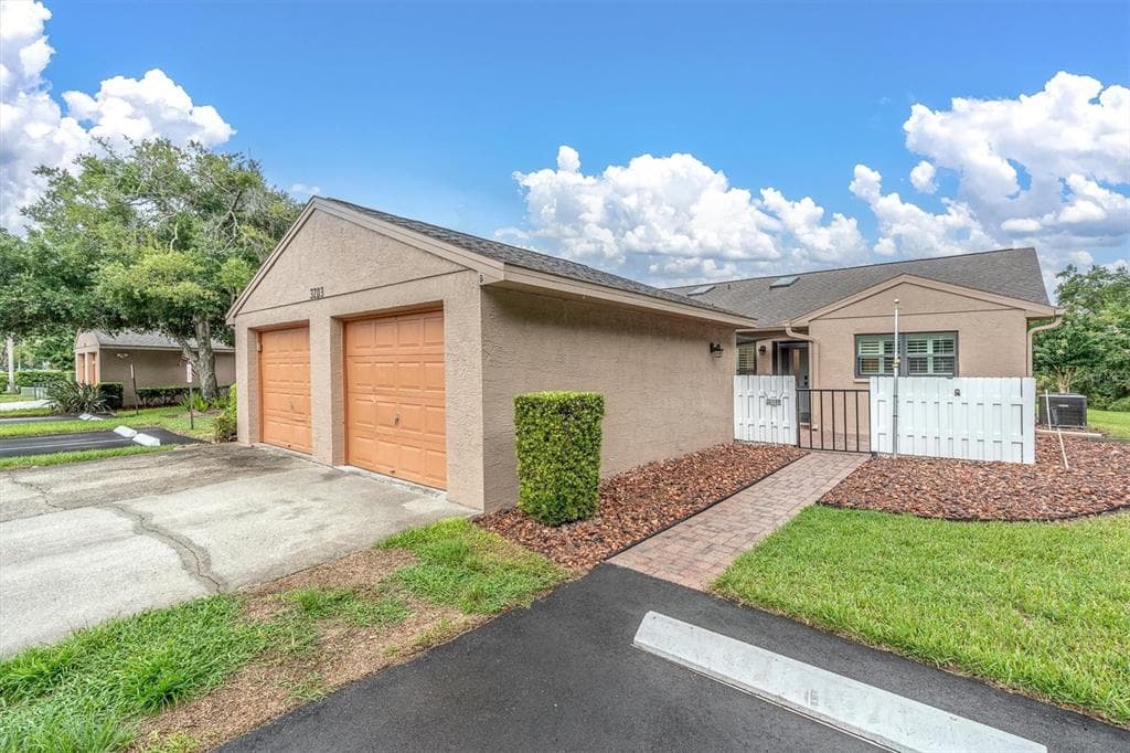 3203 CHARTER CLUB DRIVE # B, TARPON SPRINGS, FL 34688 — zdjęcie 2